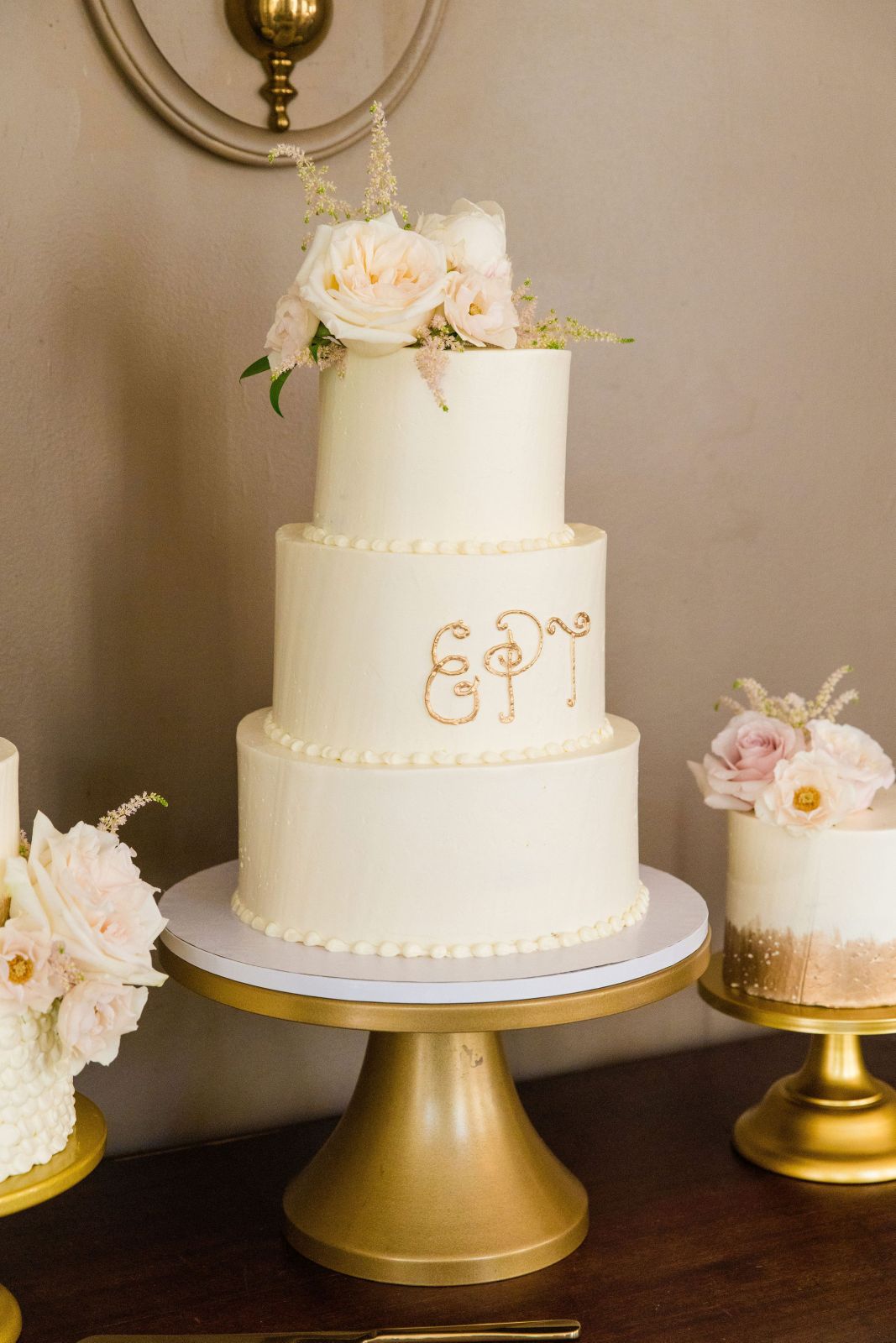 cake wedding tiger lily