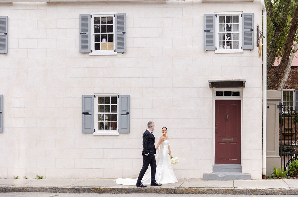 White Roses at The Gadsden House
